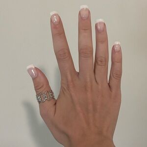 Kendra Scott Silver Ring